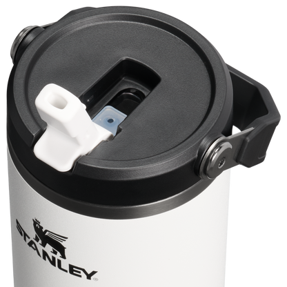 Stanley 1913 x Juventus The IceFlow™ Flip Straw 2.0 Tumbler